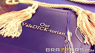 Brazzers - Dirty schoolgirl Aspen Rose gets fucked by teacher